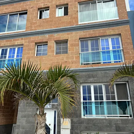 Vivienda 1ª Linea Mar En Paseo Maritimo Apartmán